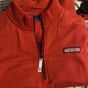 Mens medium Vineyard Vine Pullover